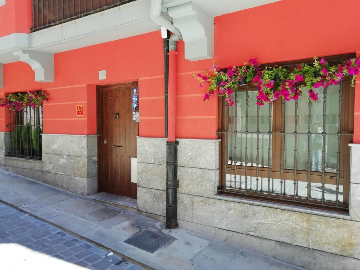 Andra Mari Apartamentu Turistikoak 베르메오 외부 사진