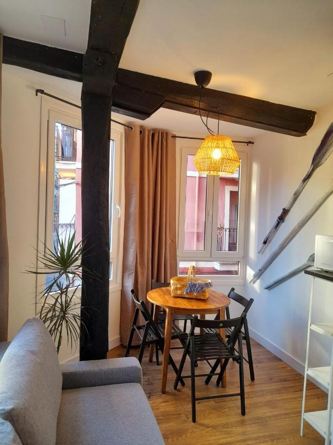 Andra Mari Apartamentu Turistikoak 베르메오 외부 사진