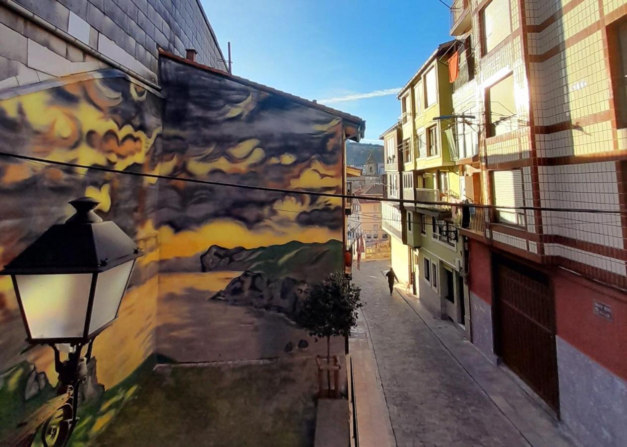 Andra Mari Apartamentu Turistikoak 베르메오 외부 사진