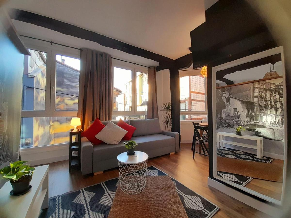 Andra Mari Apartamentu Turistikoak 베르메오 외부 사진