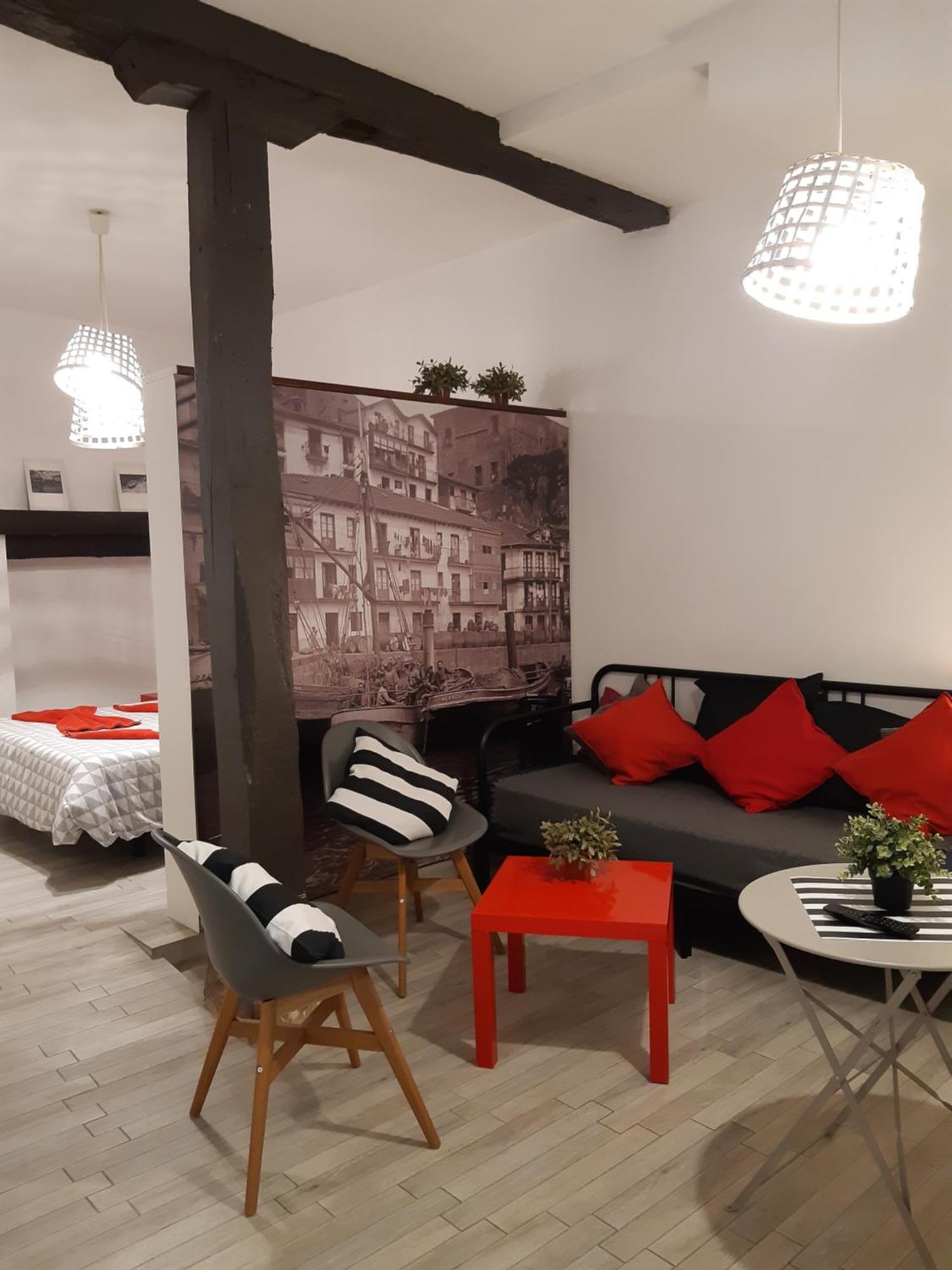 Andra Mari Apartamentu Turistikoak 베르메오 외부 사진